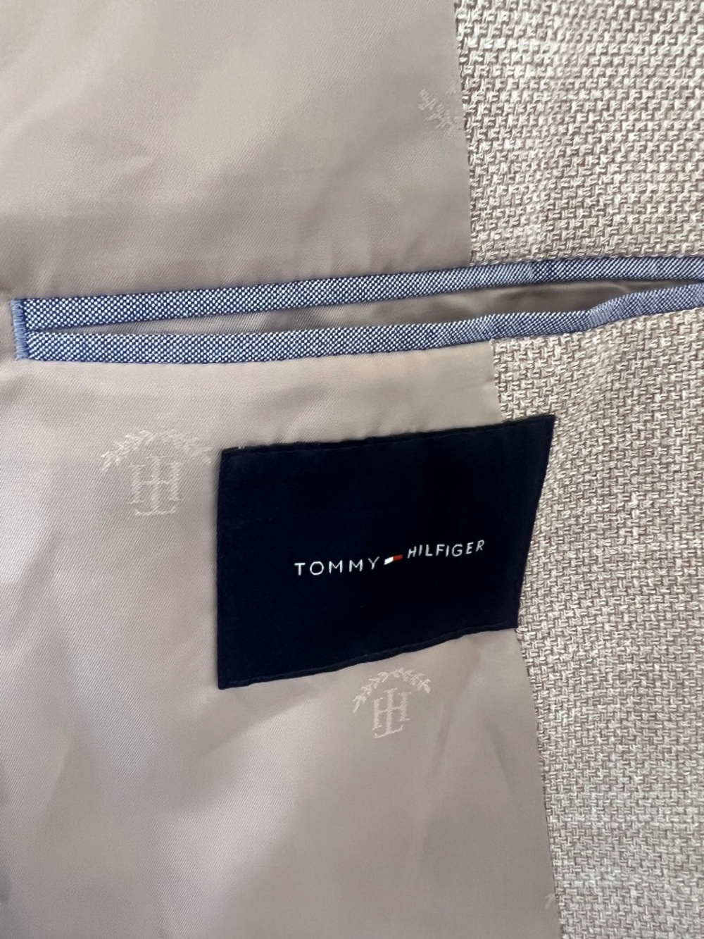 Men's Tommy Hilfiger Blazer - Picture 4 of 5